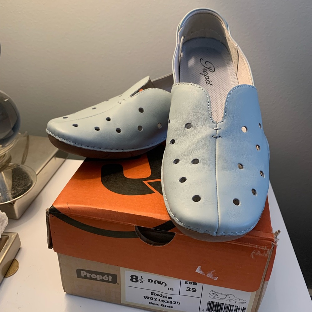 NEW in Box! Propet Leather Shoes